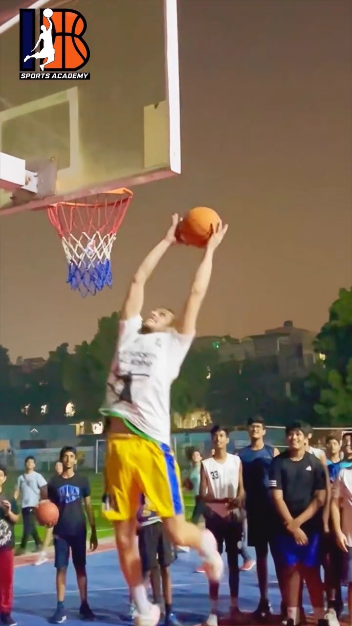 Slam Dunk Sequence: High-Energy Finish at the Basket (Step 5)