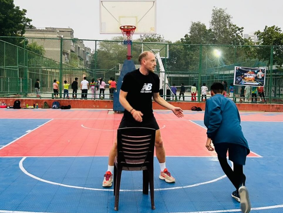 Coach Guillaume Soares (JAV Basket) Leading Tactical Movement Drills With IB Sports Athletes (Angle 2)
